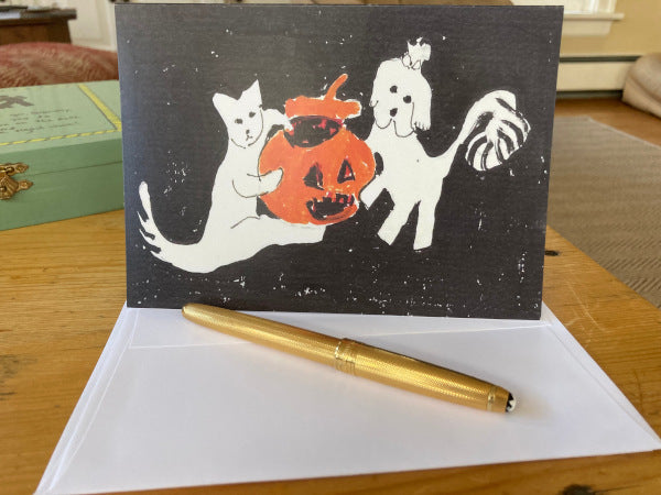 Mock up of the front of the Halloween card along with its envelope.